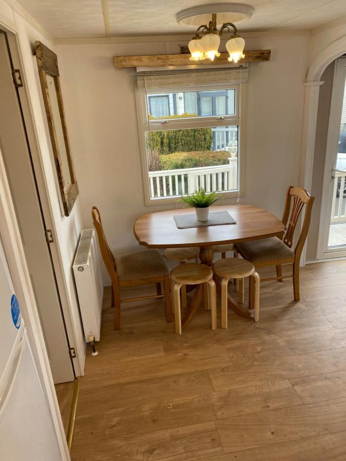הוילה Rustic Retreat On Southview סקגנס מראה חיצוני תמונה